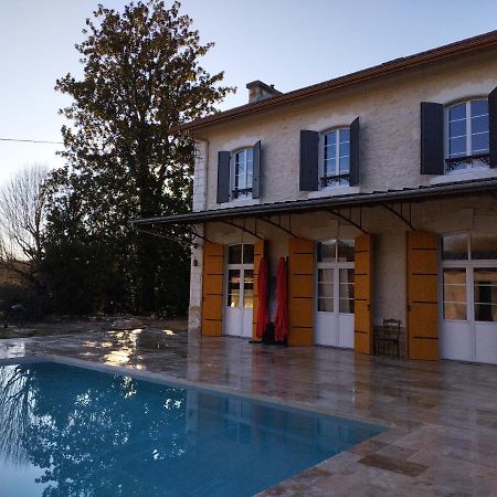 A La Gare Villa Saint-Nexans Exterior photo